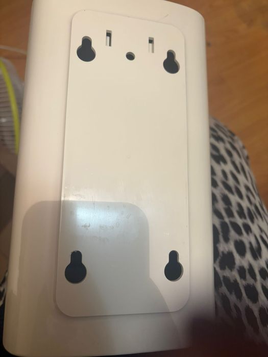 Диспенсер в Kimberley Clarke