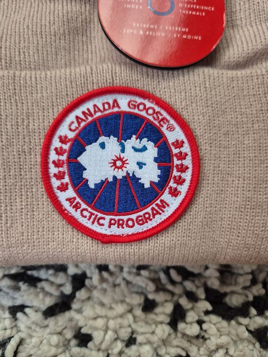 Căciulă canada goose