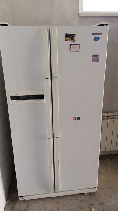 Холодильник и морозильник