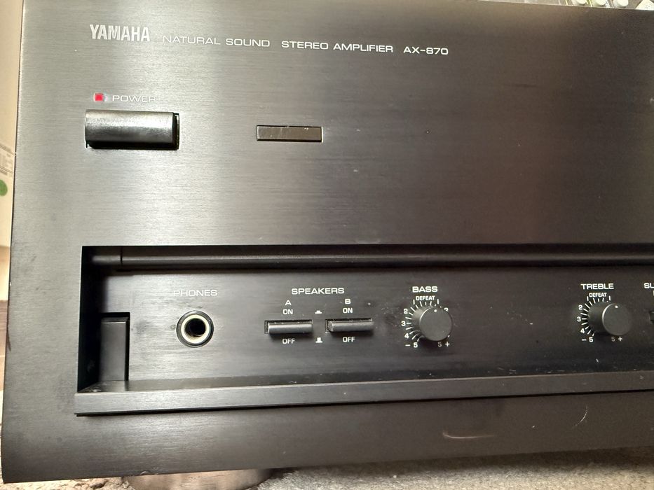 Yamaha AX-870 Качествен стерео усилвател