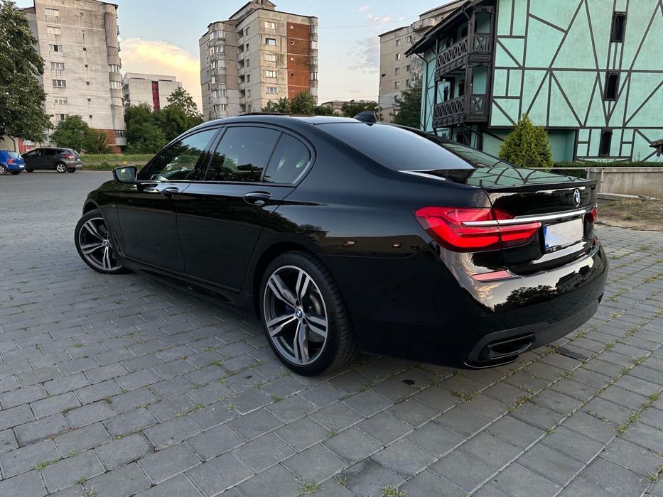 BMW 740XD M Sport  /  BMW Individual / An fab 2019 /  KM 130.000 / Istoric Complet Automobile Bavaria