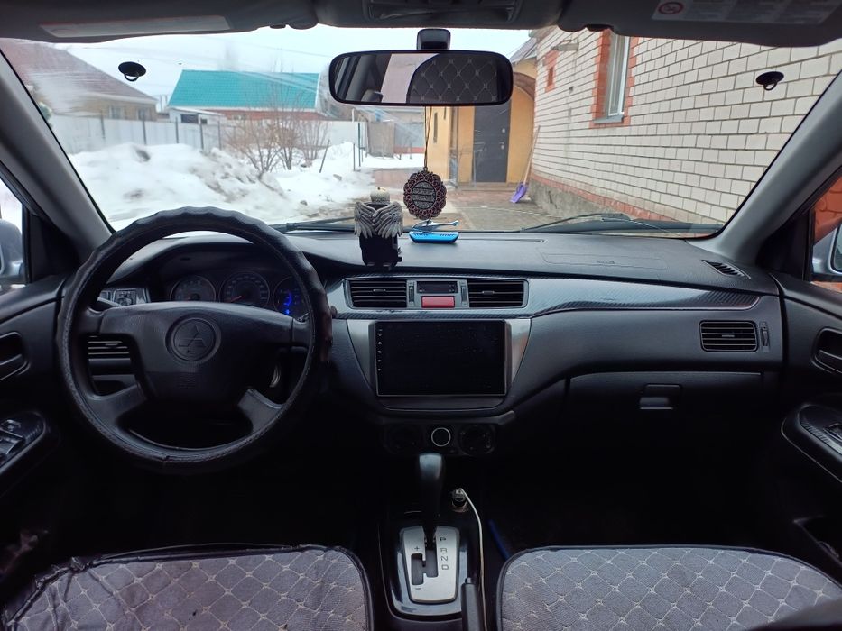 Mitsubishi Lancer