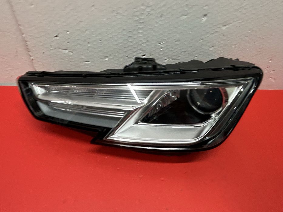 Far Audi A4 B9 xenon adaptiv 2015-2019 stanga