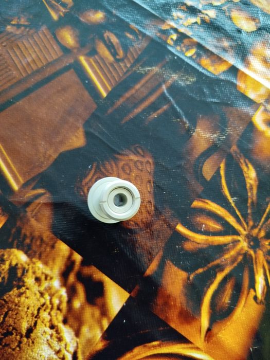 Стара качествена шпионка за врата.