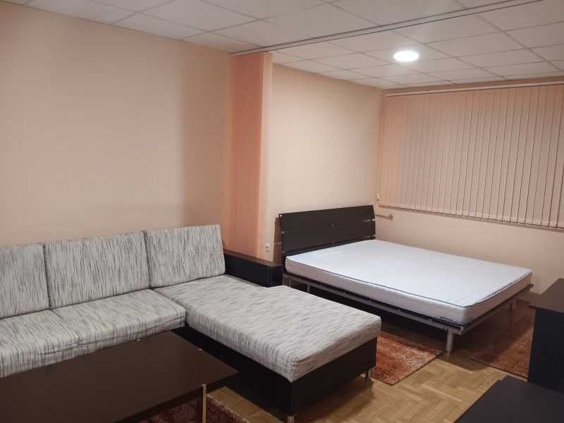 Двустаен ап. под наем в кв. Дружба 1