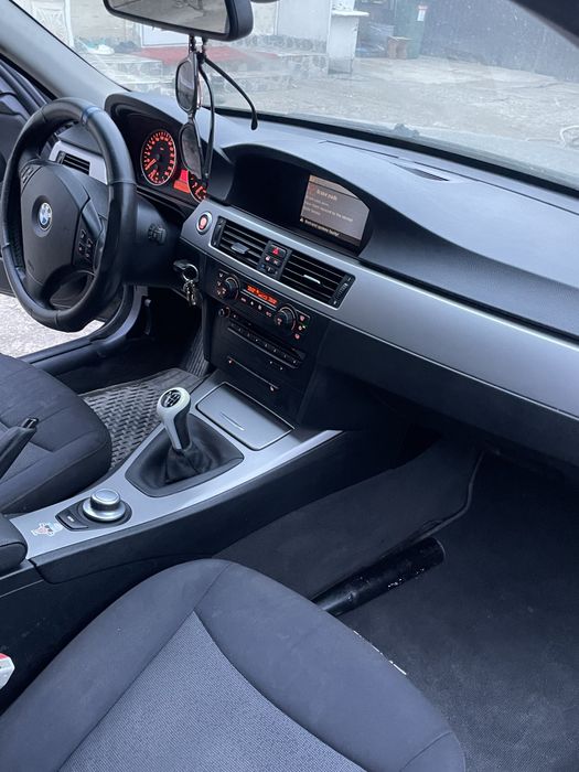 Vand sau schimb cu oi