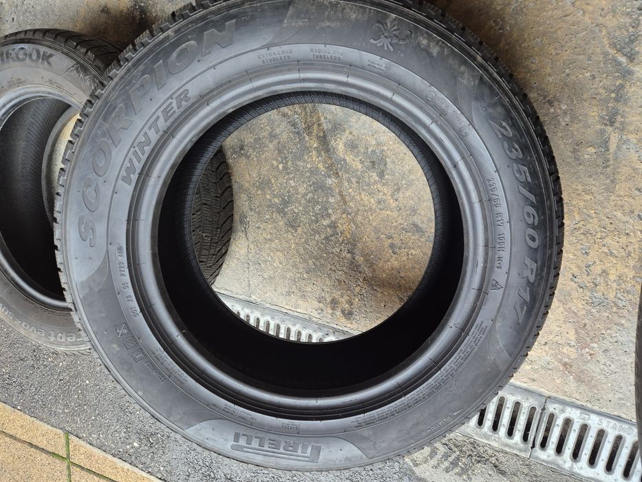 Vând cauciucuri 235/60/17 M+S set complet imp Germania