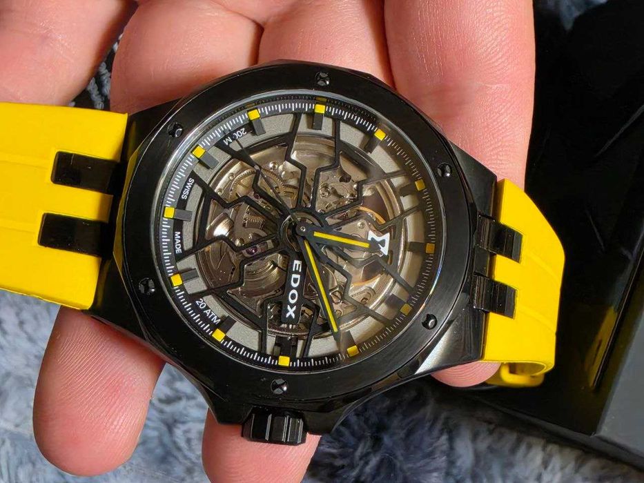 "НОВ"Часовник EDOX DELFIN MECANO !
