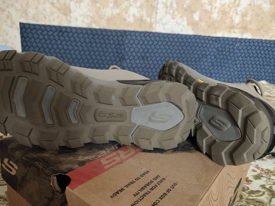 Сникърси SKECHERS Max Protect