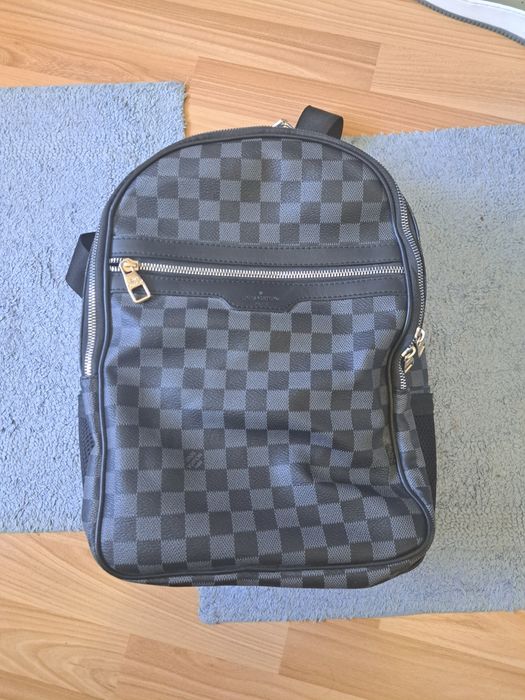 Vând ghiozdan Louis Vuitton