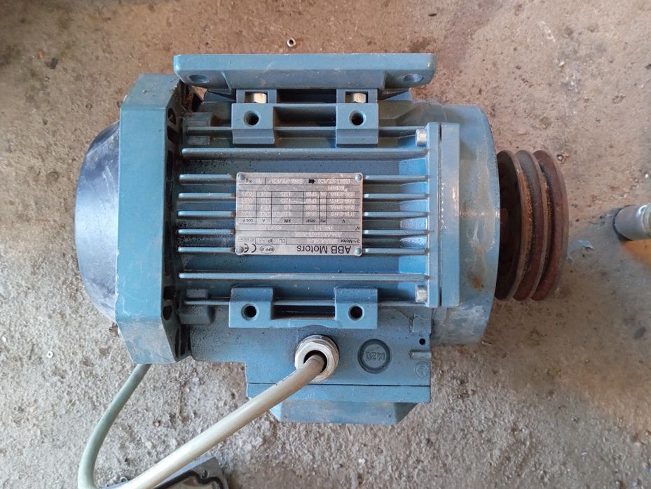 Трифазен електромотор АВВ  2.2 kw