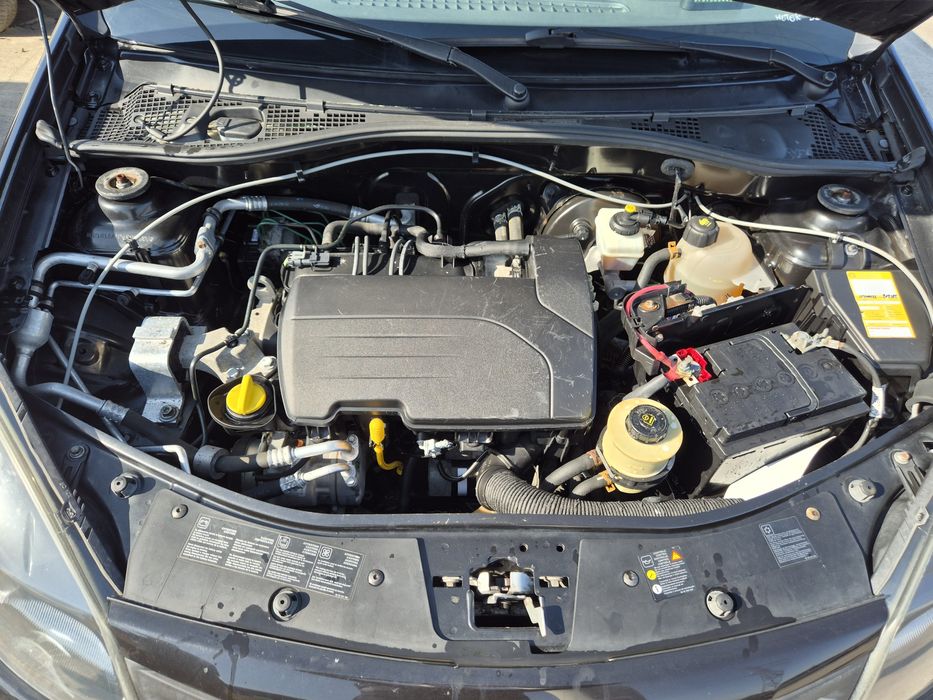 Dezmembram  Dacia Sandero 2010 1.2 16v Manual D4F