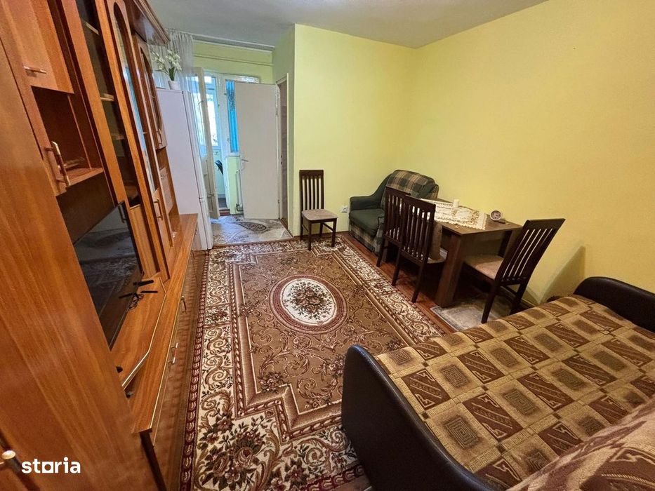 Garsoniera cu balcon - zona Lazaret