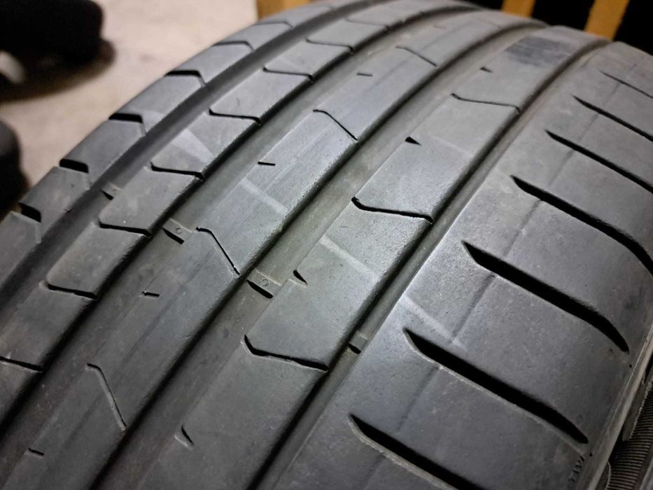 **2 anvelope 275/40 R20 Pirelli RFT