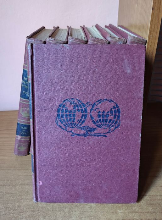 Enciclopedia ilustrata a omenirii, in limba engleza