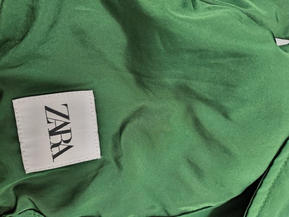 Geaca mărimea 104  Zara