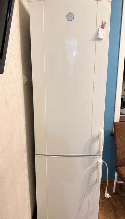 Холодильник Electrolux