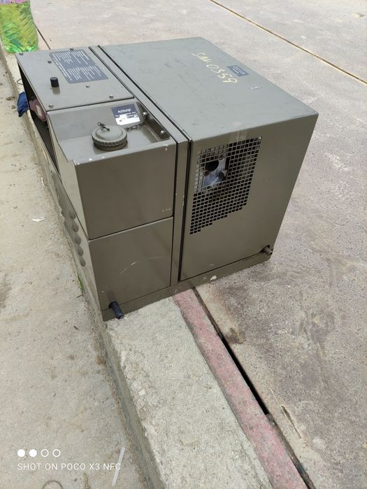 Хибридна станция за осигуряване на 24 волтово захранване.