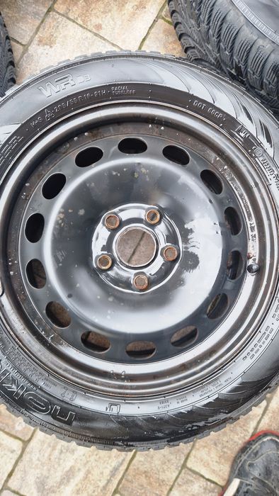 Anvelope iarna 205 55 R 16 cu jante VW