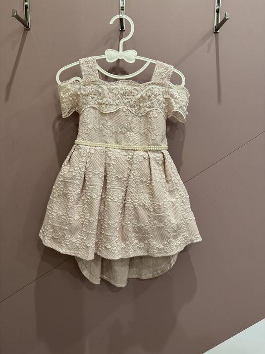 Рокли и летни дрешки 92