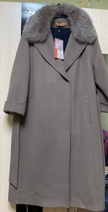 Пальто демисезонное