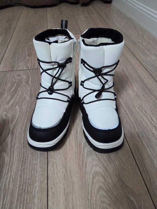 Зимние дутики на девочку 35 размера