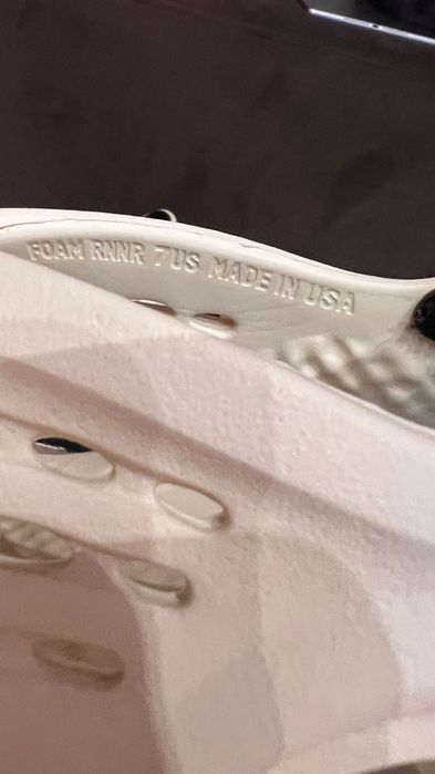 Adidas Yeezy Foam Rnnr