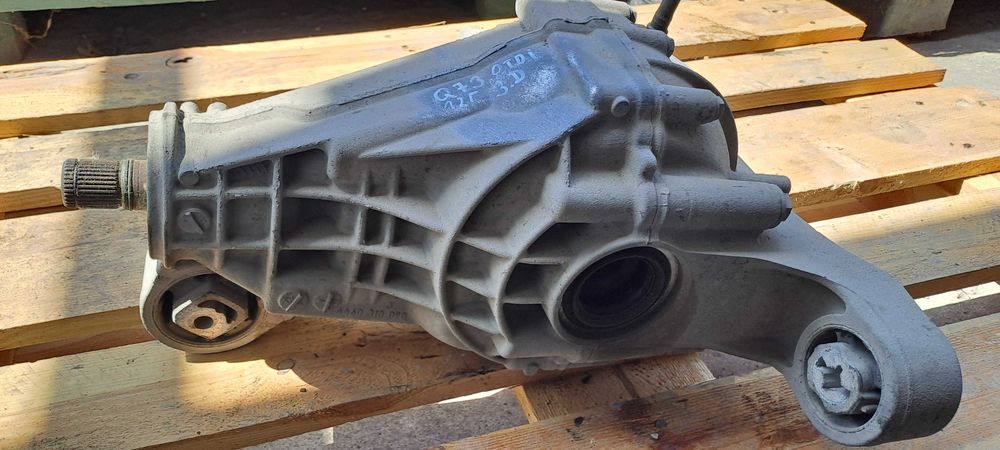 Диференциал Audi Q7 2011г. 245к.с.