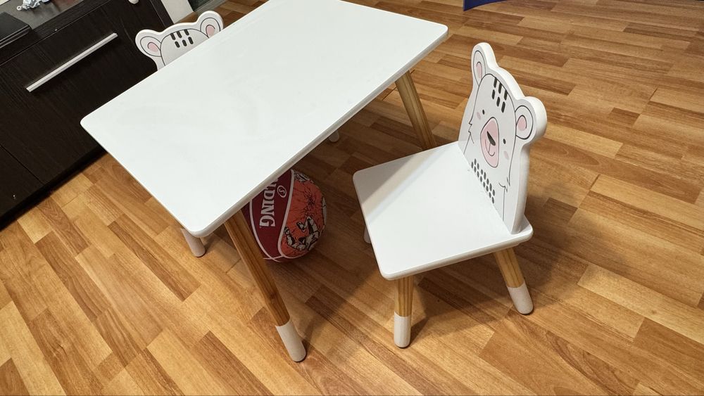 Masuta cu 2 scaune pentru copii, 50cm x 60cm, inaltime 50 cm