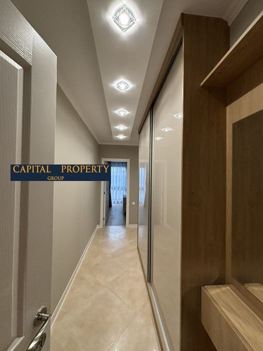 Дава се под наем Тристаен апартамент в Варна, Център - 95 кв.м за 1200 € - Снимка #9