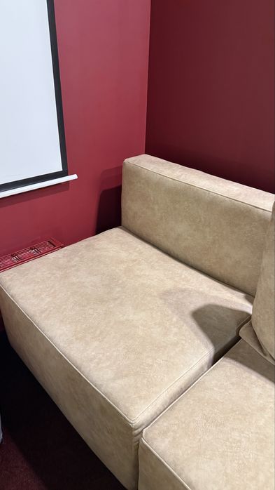 Диваны, мобильные конструкции,