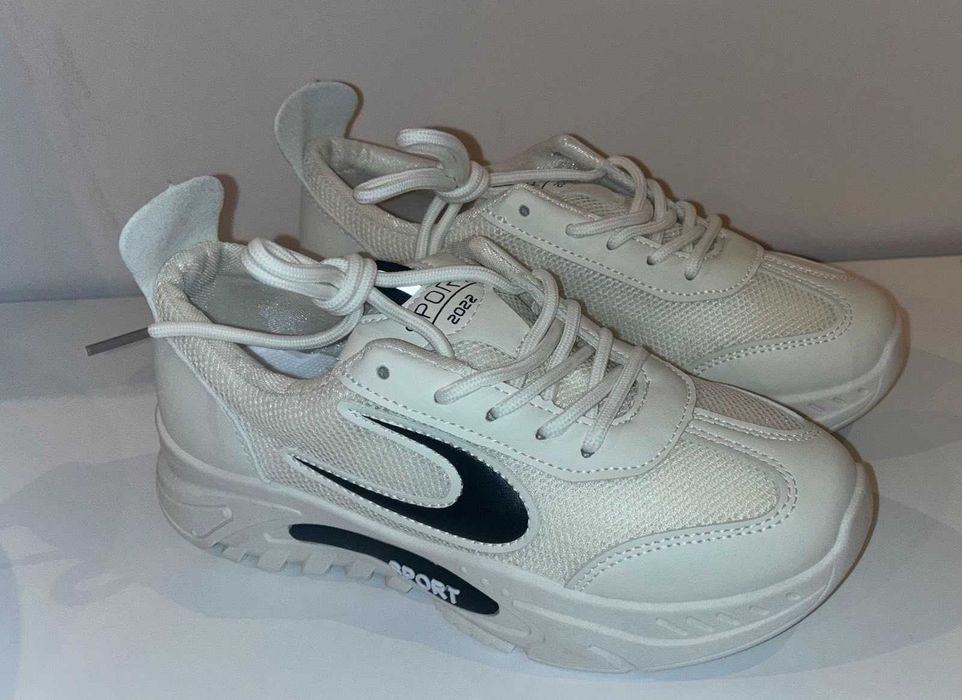 Дамски мрежести маратонки