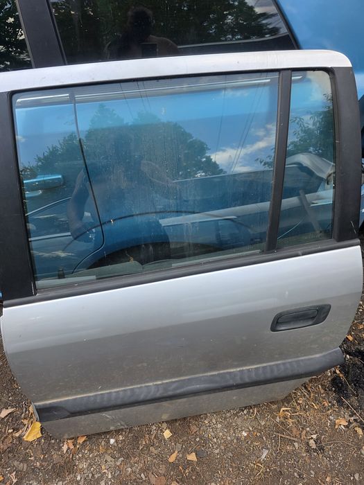 Врати за Opel Zafira A