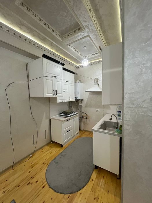 Бухоро шахарда 1 хоналик квартира сотилади