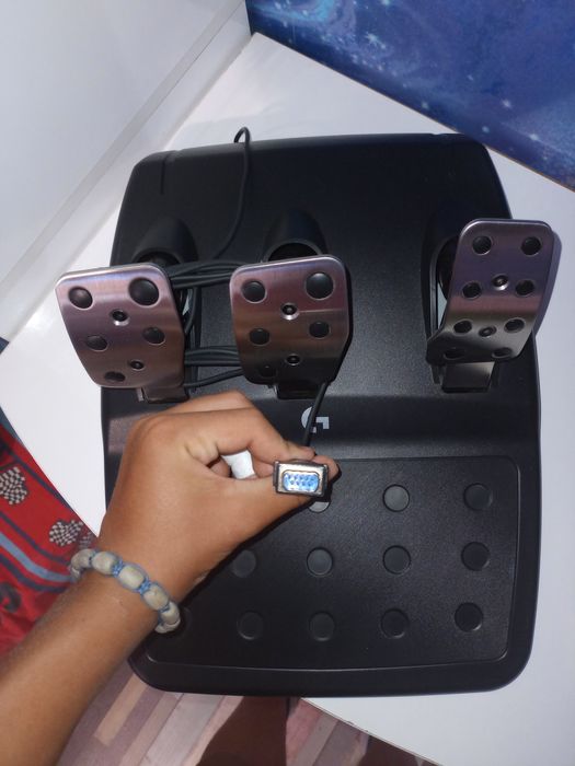 Logitech g923 за Xbox series S/X Xbox ONE и Pc