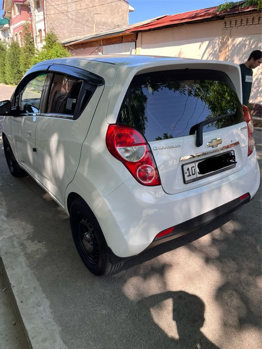 Chevrolet Spark 2017 — 3