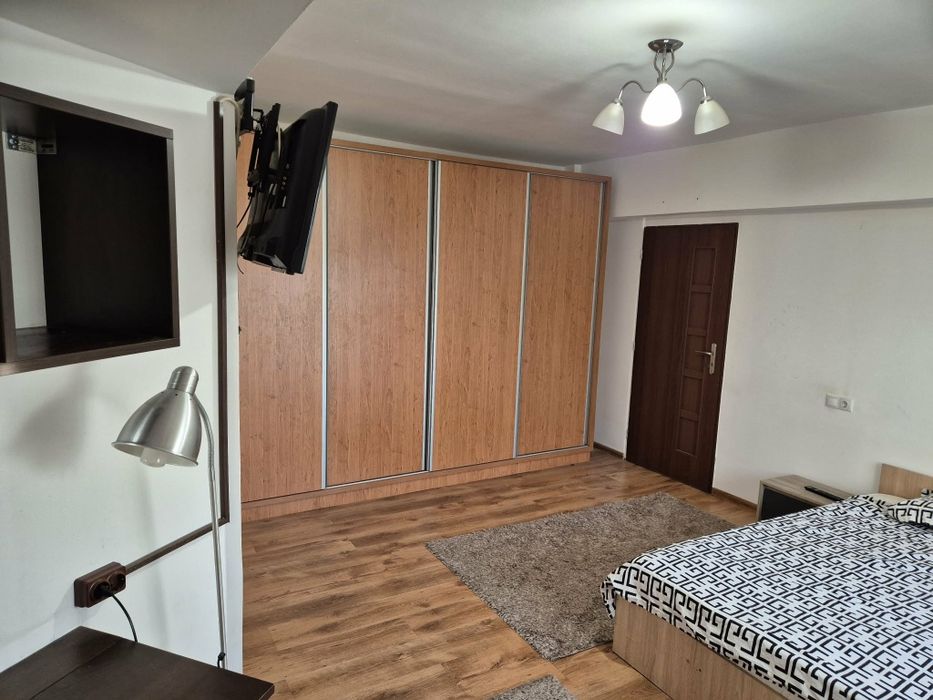 Apartament 2 camere Mc Donald's