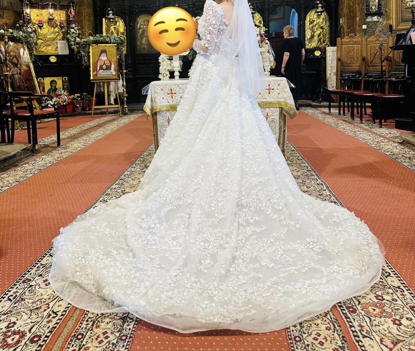 Vând rochie de mireasa cu trena