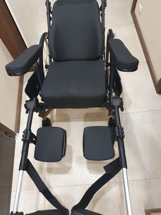 Инвалидна количка от висок клас.