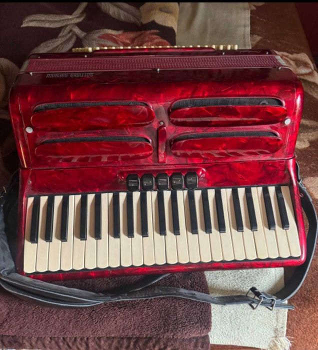 Acordeon italian Settimio Soprani Cardinal