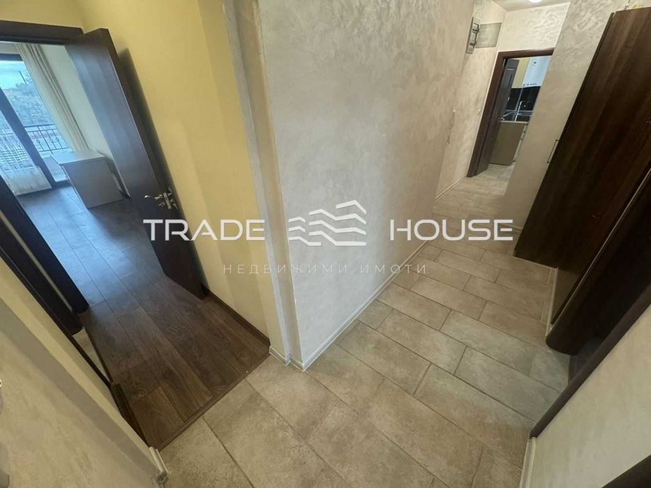 Дава се под наем Многостаен апартамент в Пловдив, Гагарин - 144 кв.м за 800 € - Снимка #16