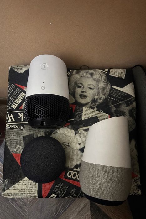 Boxa inteligenta ( Smart Google Home Assistant Amazon Alexa Echo Dot )