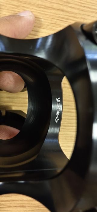 Карбоново кормило RACE FACE NEXT 20 RISER 35x760 carbon/stealth