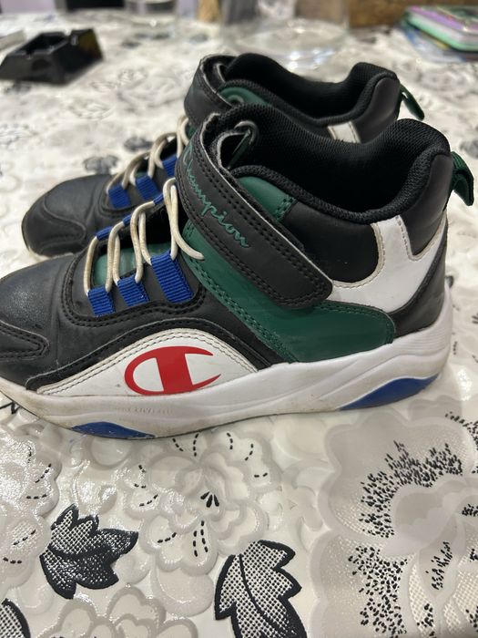 Детски маркови маратонки