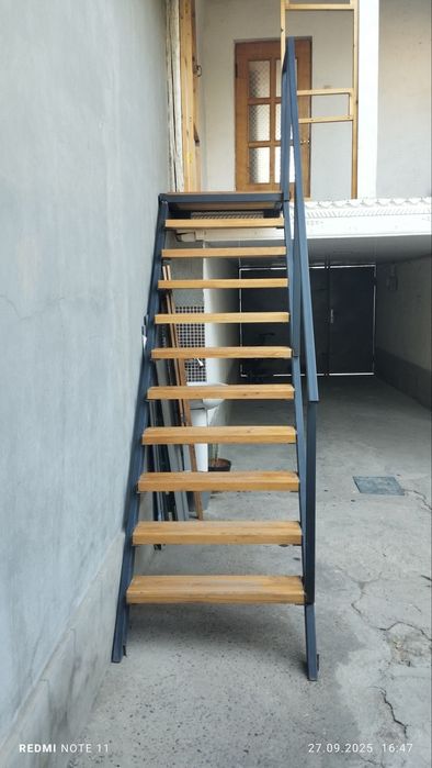 Arenada student qizlarga uchun