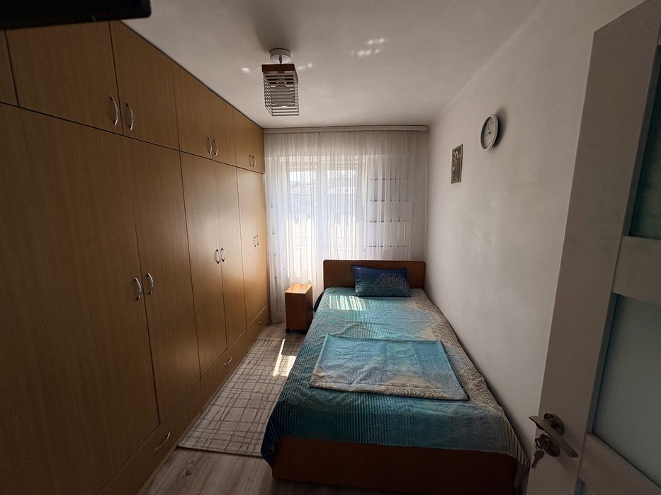 Apartament 3 camere de inchiriat