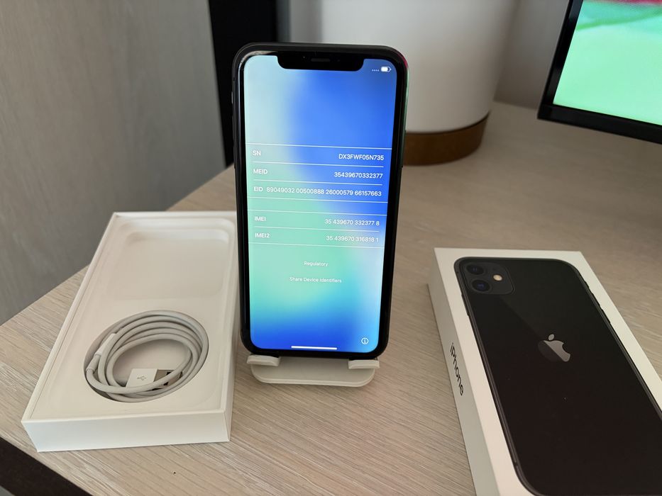 Ipone 11, 64 Gb primul proprietar