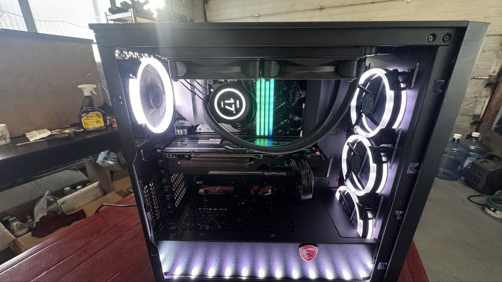 Vand  super PC Gaming - schimb cu KORG PA 1000