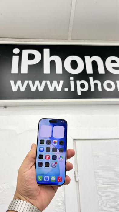 iphone 16 PRO 256 gb. White titanium