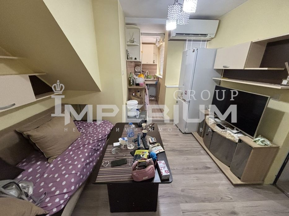 Дава се под наем Тристаен апартамент в Варна, Гръцка махала - 55 кв.м за 382.5 € - Снимка #1